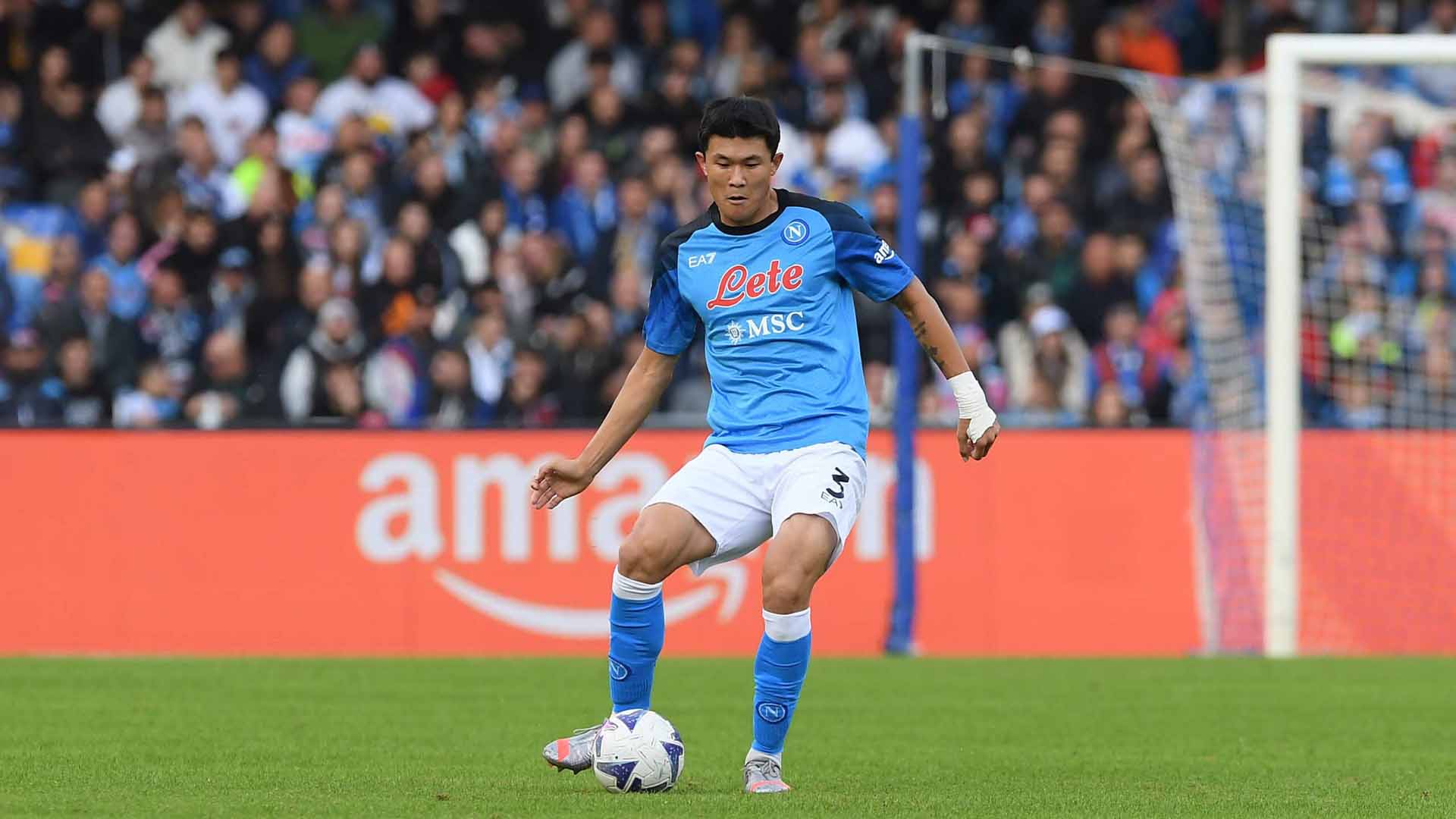 Manchester United Dekati Bek Napoli, Kim Min-Jae
