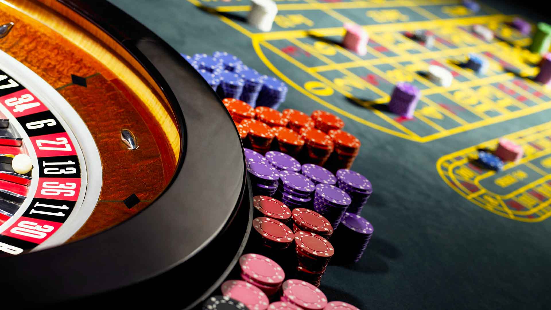 When Cities Become Casinos of Dreams